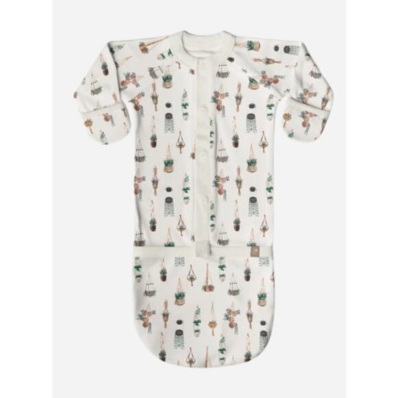 Goumi Kids 24 Hour Convertible sleeper Baby Gown 3-6 months NWT Macrame - Picture 1 of 2